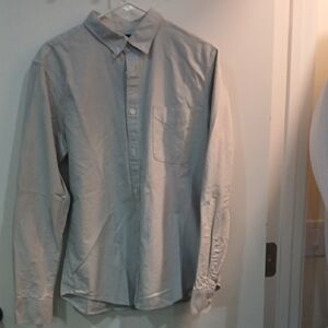 Everlane Light Gray Casual Button Down Shirt